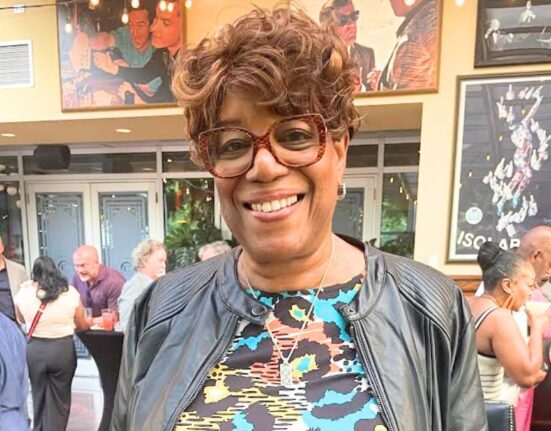 Alderman Pat Dowell
